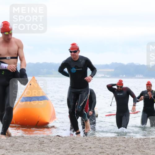 04.08.2024 - OstseeMan Strokosch-Dieckow http://msf.ph/oto/6676452 04.08.2024 07:50:35 Schwimmen 5, 26, 72, 83, 116, 120, 132, 141, 161 meine-sportfotos.de