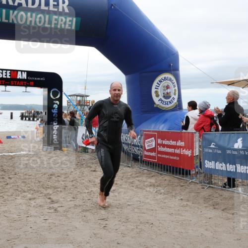 04.08.2024 - OstseeMan Michael Strokosch http://msf.ph/oto/6676657 04.08.2024 07:50:11 Schwimmen 60, 131 meine-sportfotos.de