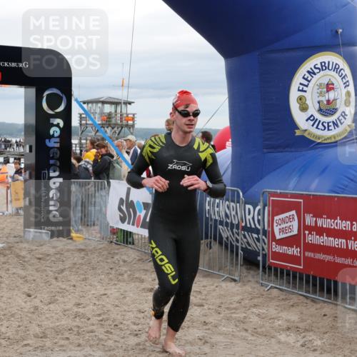 04.08.2024 - OstseeMan Michael Strokosch http://msf.ph/oto/6676985 04.08.2024 07:54:56 Schwimmen 13, 68, 198 meine-sportfotos.de