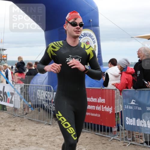 04.08.2024 - OstseeMan Michael Strokosch http://msf.ph/oto/6676991 04.08.2024 07:54:57 Schwimmen 13, 68, 198 meine-sportfotos.de