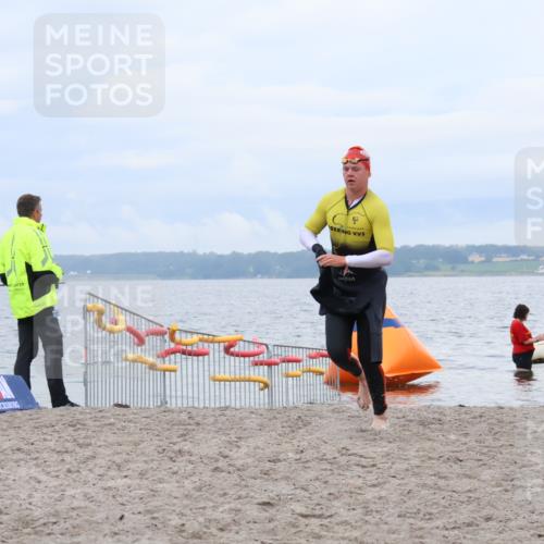 04.08.2024 - OstseeMan Strokosch-Dieckow http://msf.ph/oto/6677033 04.08.2024 07:53:14 Schwimmen 66, 88, 88, 1136 meine-sportfotos.de