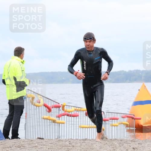 04.08.2024 - OstseeMan Strokosch-Dieckow http://msf.ph/oto/6677078 04.08.2024 07:54:43 Schwimmen 13, 68 meine-sportfotos.de