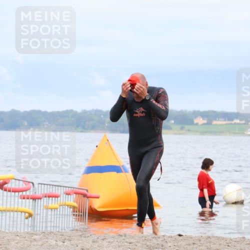 04.08.2024 - OstseeMan Strokosch-Dieckow http://msf.ph/oto/6677124 04.08.2024 07:56:55 Schwimmen 76, 123, 165, 200, 1109 meine-sportfotos.de