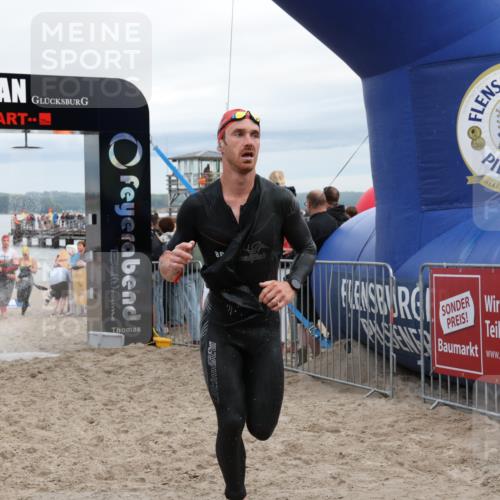04.08.2024 - OstseeMan Michael Strokosch http://msf.ph/oto/6677135 04.08.2024 07:56:58 Schwimmen 76, 107, 119, 1109 meine-sportfotos.de