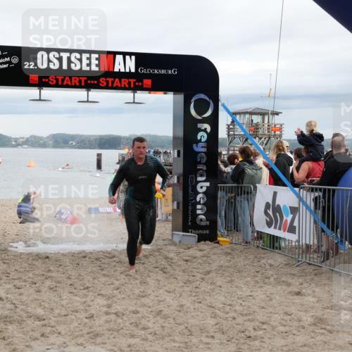 04.08.2024 - OstseeMan Michael Strokosch http://msf.ph/oto/6677230 04.08.2024 07:57:34 Schwimmen 80, 165, 1121, 1130, 1135 meine-sportfotos.de