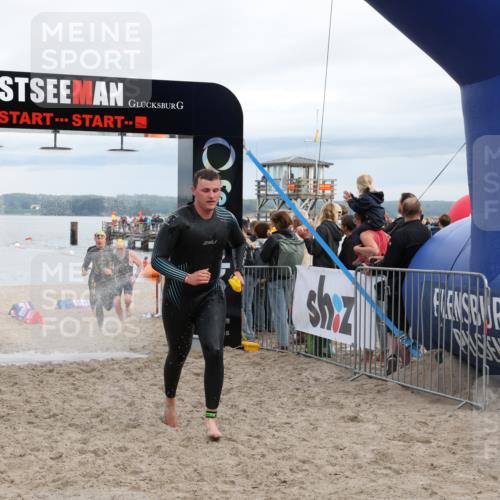 04.08.2024 - OstseeMan Michael Strokosch http://msf.ph/oto/6677238 04.08.2024 07:57:35 Schwimmen 80, 165, 1121, 1130, 1135 meine-sportfotos.de