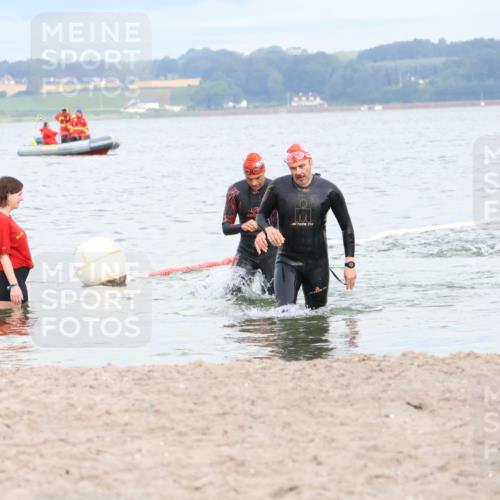 04.08.2024 - OstseeMan Strokosch-Dieckow http://msf.ph/oto/6677241 04.08.2024 08:00:40 Schwimmen 30, 30, 65, 195, 1116 meine-sportfotos.de