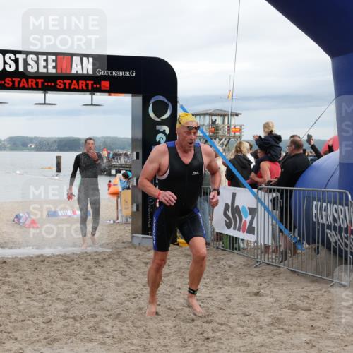 04.08.2024 - OstseeMan Michael Strokosch http://msf.ph/oto/6677283 04.08.2024 07:57:42 Schwimmen 80, 80, 1121, 1130, 1135 meine-sportfotos.de