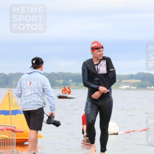 04.08.2024 - OstseeMan Strokosch-Dieckow http://msf.ph/oto/6677295 04.08.2024 08:01:52 Schwimmen 7, 15, 73, 111, 156, 169, 180, 181, 1119, 1124 meine-sportfotos.de