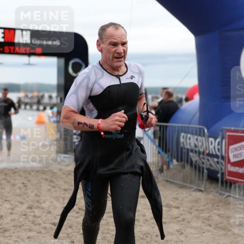 04.08.2024 - OstseeMan Michael Strokosch http://msf.ph/oto/6677582 04.08.2024 08:00:19 Schwimmen 127, 128, 148, 176, 1144 meine-sportfotos.de