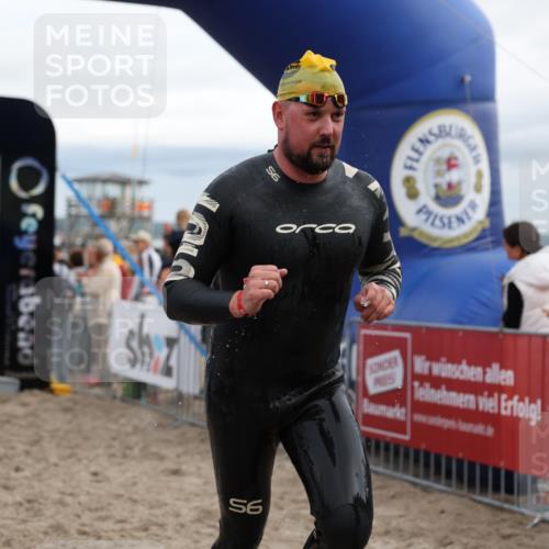 04.08.2024 - OstseeMan Michael Strokosch http://msf.ph/oto/6677649 04.08.2024 08:00:52 Schwimmen 30, 1116 meine-sportfotos.de