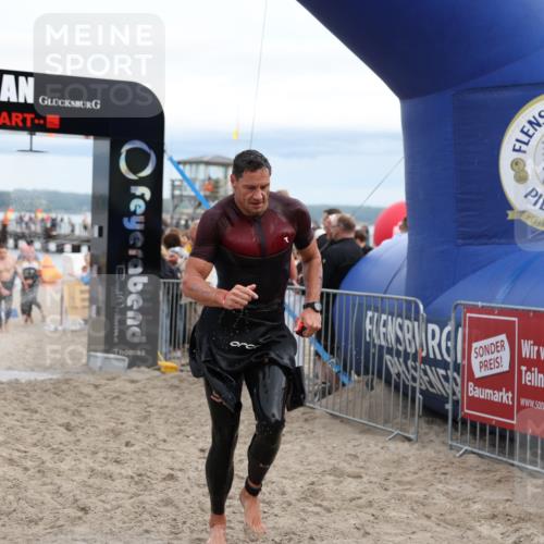 04.08.2024 - OstseeMan Michael Strokosch http://msf.ph/oto/6677829 04.08.2024 08:01:59 Schwimmen 111, 169, 179, 1119 meine-sportfotos.de