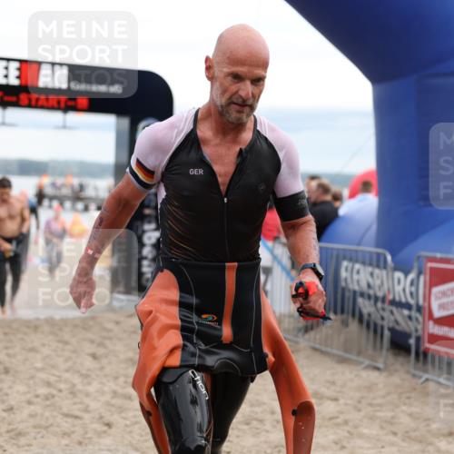 04.08.2024 - OstseeMan Michael Strokosch http://msf.ph/oto/6677857 04.08.2024 08:02:06 Schwimmen 7, 73, 111, 169, 1119, 1124 meine-sportfotos.de