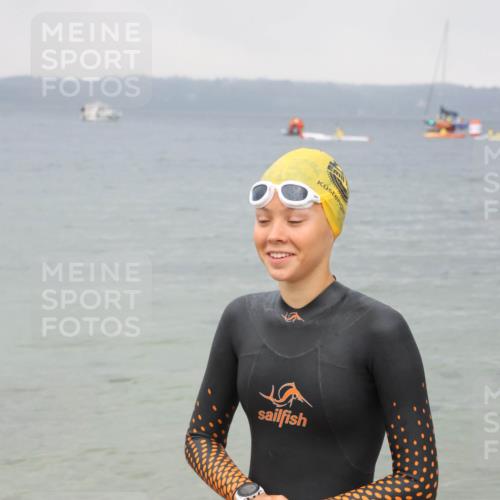 04.08.2024 - OstseeMan Strokosch-Dieckow http://msf.ph/oto/6680264 04.08.2024 06:50:15 Bevor dem Schwimmen  meine-sportfotos.de