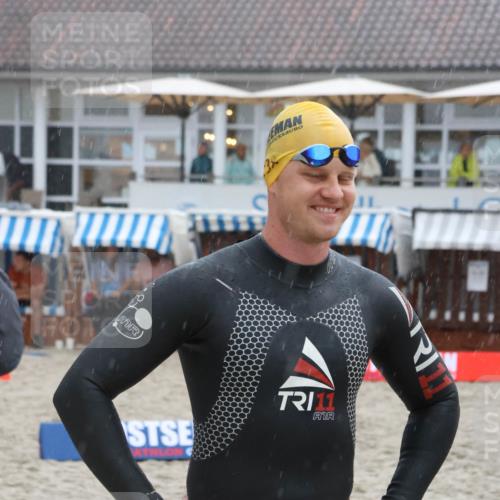 04.08.2024 - OstseeMan Strokosch-Dieckow http://msf.ph/oto/6680305 04.08.2024 06:51:09 Bevor dem Schwimmen  meine-sportfotos.de