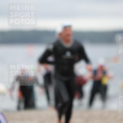04.08.2024 - OstseeMan Michael Strokosch http://msf.ph/oto/6683564 04.08.2024 10:11:30 Schwimmen 465, 465, 492, 609, 646, 650, 656, 664, 672, 688, 699, 711, 712, 713, 735, 738, 777, 779, 787 meine-sportfotos.de