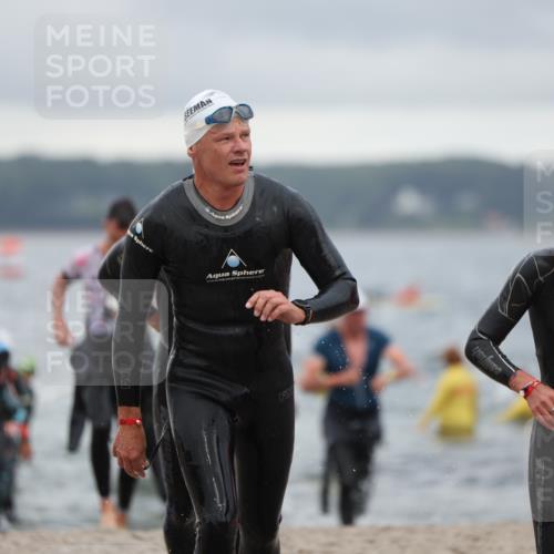 04.08.2024 - OstseeMan Michael Strokosch http://msf.ph/oto/6683567 04.08.2024 10:11:31 Schwimmen 465, 465, 492, 609, 646, 650, 656, 664, 672, 688, 699, 711, 712, 713, 735, 738, 777, 779, 787 meine-sportfotos.de