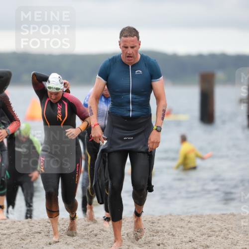 04.08.2024 - OstseeMan Michael Strokosch http://msf.ph/oto/6683591 04.08.2024 10:11:41 Schwimmen 465, 465, 492, 595, 646, 655, 664, 688, 699, 712, 713, 725, 735, 738, 747, 777, 779, 787 meine-sportfotos.de