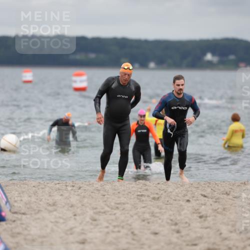 04.08.2024 - OstseeMan Michael Strokosch http://msf.ph/oto/6687593 04.08.2024 10:29:01 Schwimmen 834, 834, 1214, 1241 meine-sportfotos.de