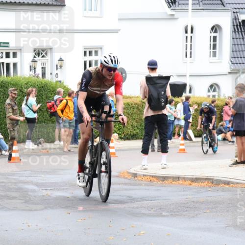 04.08.2024 - OstseeMan Strokosch-Dieckow http://msf.ph/oto/6691887 04.08.2024 11:04:11 Radfahren 191, 195, 320, 394, 396, 1119 meine-sportfotos.de