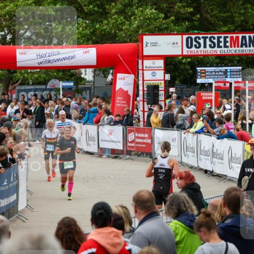 04.08.2024 - OstseeMan Michael Strokosch http://msf.ph/oto/6701046 04.08.2024 14:11:41 Laufen 1, 54, 57, 100, 101, 194, 440, 505, 542, 543, 595, 624, 644, 721, 735, 834, 866, 867, 879, 932, 952, 1138, 1183, 1187, 1224, 1261, 1263, 1299 meine-sportfotos.de