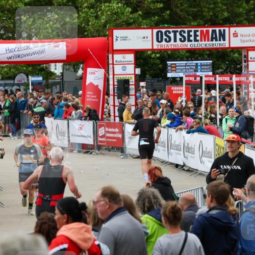 04.08.2024 - OstseeMan Michael Strokosch http://msf.ph/oto/6701121 04.08.2024 14:11:54 Laufen 1, 54, 100, 101, 153, 194, 505, 542, 560, 589, 595, 644, 721, 735, 834, 879, 932, 952, 1138, 1183, 1187, 1261 meine-sportfotos.de