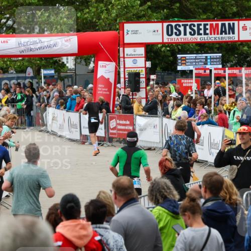 04.08.2024 - OstseeMan Michael Strokosch http://msf.ph/oto/6701148 04.08.2024 14:11:59 Laufen 1, 100, 101, 153, 194, 251, 357, 505, 542, 560, 589, 644, 667, 672, 721, 834, 952, 1138, 1187, 1229, 1261 meine-sportfotos.de