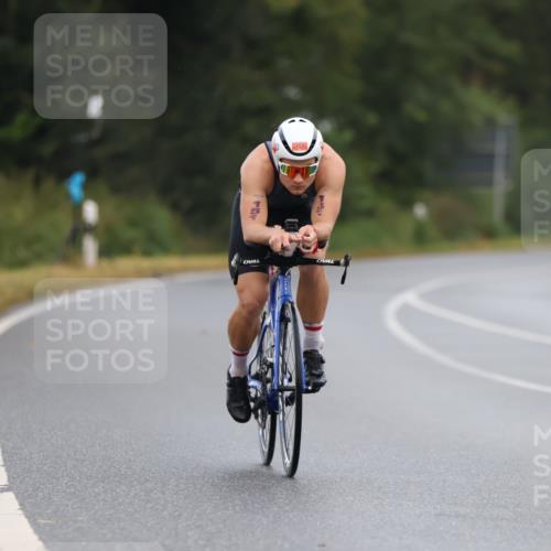04.08.2024 - OstseeMan Fuchs,  Jonas http://msf.ph/oto/6701243 04.08.2024 08:17:28 Radfahren 20, 151 meine-sportfotos.de