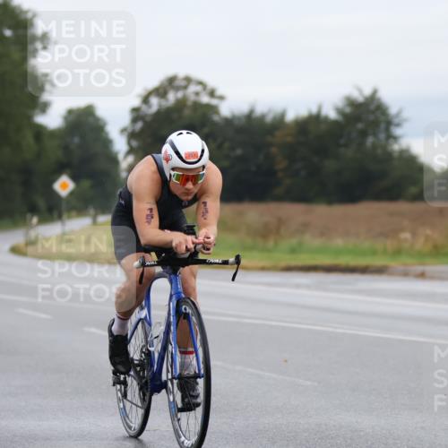 04.08.2024 - OstseeMan Fuchs,  Jonas http://msf.ph/oto/6701267 04.08.2024 08:17:29 Radfahren 20, 151 meine-sportfotos.de