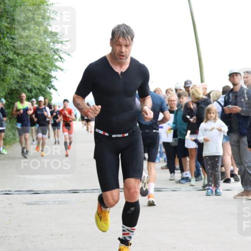 04.08.2024 - OstseeMan Strokosch-Dieckow http://msf.ph/oto/6701873 04.08.2024 13:46:19 Laufen 37, 276, 286, 392, 464, 596, 606, 641, 644, 783, 813, 834, 1209 meine-sportfotos.de