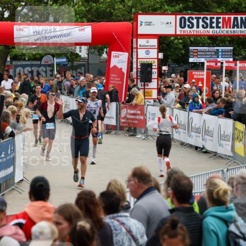04.08.2024 - OstseeMan Michael Strokosch http://msf.ph/oto/6703104 04.08.2024 14:20:37 Laufen 21, 127, 137, 405, 475, 539, 626, 682, 699, 766, 777, 834, 866, 867, 1127, 1250 meine-sportfotos.de