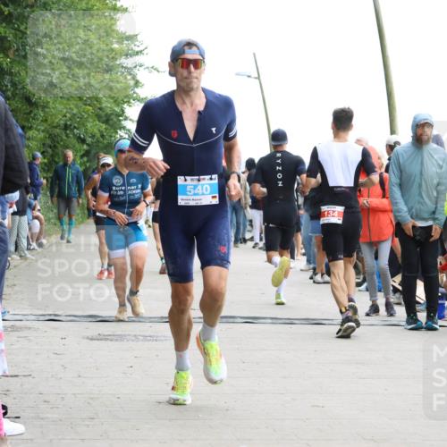 04.08.2024 - OstseeMan Strokosch-Dieckow http://msf.ph/oto/6706027 04.08.2024 14:09:24 Laufen 134, 305, 320, 496, 540, 649, 831, 1208, 1228, 1293 meine-sportfotos.de