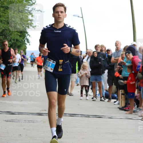 04.08.2024 - OstseeMan Strokosch-Dieckow http://msf.ph/oto/6706213 04.08.2024 14:12:19 Laufen 153, 401, 644, 721, 735, 814, 834, 879, 1138, 1163, 1261 meine-sportfotos.de