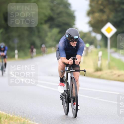 04.08.2024 - OstseeMan Fuchs,  Jonas http://msf.ph/oto/6707659 04.08.2024 10:42:17 Radfahren 32, 44, 102, 162, 271, 425, 466, 547, 548, 579, 714, 727, 761 meine-sportfotos.de