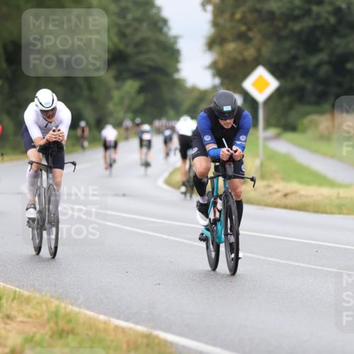 04.08.2024 - OstseeMan Fuchs,  Jonas http://msf.ph/oto/6707691 04.08.2024 10:42:20 Radfahren 32, 44, 162, 271, 425, 466, 468, 547, 548, 579, 653, 714, 727, 761 meine-sportfotos.de
