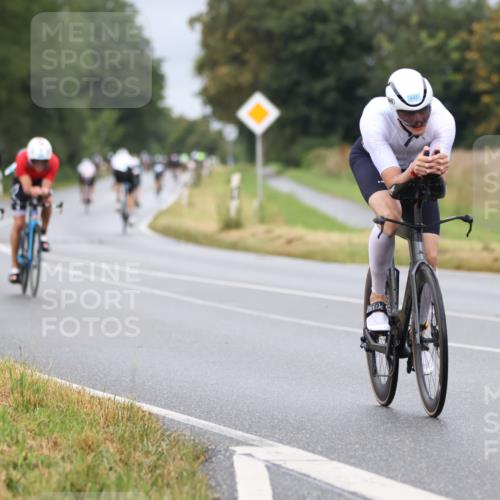 04.08.2024 - OstseeMan Fuchs,  Jonas http://msf.ph/oto/6707708 04.08.2024 10:42:21 Radfahren 32, 44, 162, 402, 425, 466, 468, 547, 548, 579, 653, 714, 727, 761 meine-sportfotos.de