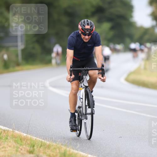 04.08.2024 - OstseeMan Fuchs,  Jonas http://msf.ph/oto/6707744 04.08.2024 10:42:33 Radfahren 44, 162, 177, 183, 402, 468, 505, 547, 653, 727 meine-sportfotos.de