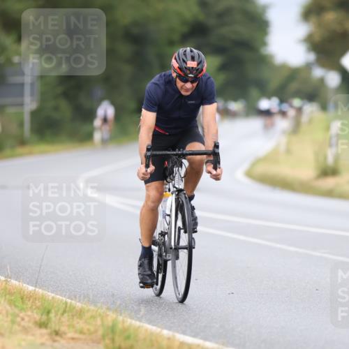 04.08.2024 - OstseeMan Fuchs,  Jonas http://msf.ph/oto/6707746 04.08.2024 10:42:33 Radfahren 44, 162, 177, 183, 402, 468, 505, 547, 653, 727 meine-sportfotos.de