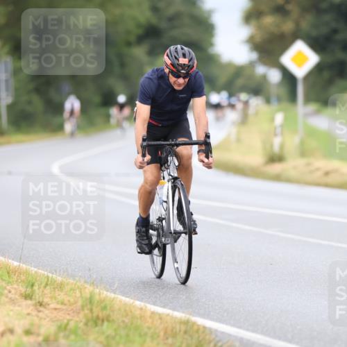 04.08.2024 - OstseeMan Fuchs,  Jonas http://msf.ph/oto/6707750 04.08.2024 10:42:33 Radfahren 44, 162, 177, 183, 402, 468, 505, 547, 653, 727 meine-sportfotos.de