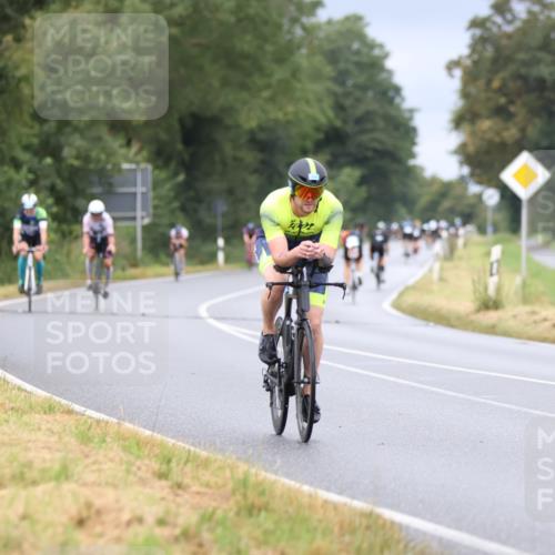 04.08.2024 - OstseeMan Fuchs,  Jonas http://msf.ph/oto/6708192 04.08.2024 10:43:05 Radfahren 228, 377, 404, 405, 414, 420, 471, 514, 550, 609, 656, 699, 1101 meine-sportfotos.de