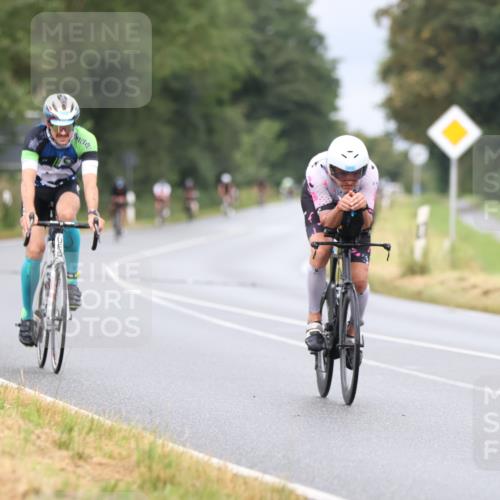 04.08.2024 - OstseeMan Fuchs,  Jonas http://msf.ph/oto/6708290 04.08.2024 10:43:08 Radfahren 228, 377, 404, 405, 414, 471, 514, 550, 609, 699, 777, 1101 meine-sportfotos.de