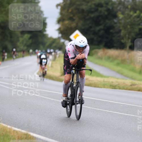 04.08.2024 - OstseeMan Fuchs,  Jonas http://msf.ph/oto/6708309 04.08.2024 10:43:09 Radfahren 228, 377, 404, 405, 414, 471, 514, 550, 609, 777, 1101 meine-sportfotos.de
