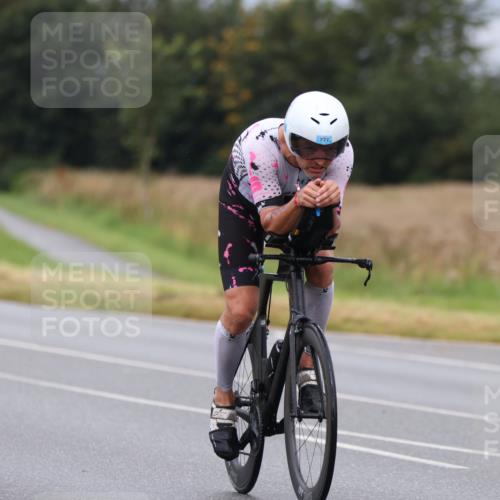 04.08.2024 - OstseeMan Fuchs,  Jonas http://msf.ph/oto/6708342 04.08.2024 10:43:09 Radfahren 228, 377, 404, 405, 414, 471, 514, 550, 609, 777, 1101 meine-sportfotos.de