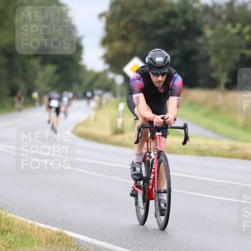 04.08.2024 - OstseeMan Fuchs,  Jonas http://msf.ph/oto/6708435 04.08.2024 10:43:17 Radfahren 228, 369, 392, 405, 438, 514, 550, 654, 668, 777 meine-sportfotos.de