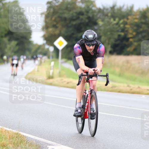 04.08.2024 - OstseeMan Fuchs,  Jonas http://msf.ph/oto/6708443 04.08.2024 10:43:17 Radfahren 228, 369, 392, 405, 438, 514, 550, 654, 668, 777 meine-sportfotos.de