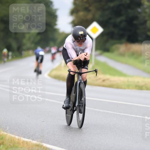 04.08.2024 - OstseeMan Fuchs,  Jonas http://msf.ph/oto/6708615 04.08.2024 10:43:46 Radfahren 240, 304, 323, 334, 422, 521, 539, 641, 645, 1133, 1136 meine-sportfotos.de