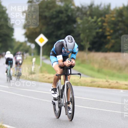 04.08.2024 - OstseeMan Fuchs,  Jonas http://msf.ph/oto/6710468 04.08.2024 10:43:55 Radfahren 240, 323, 348, 521, 532, 606, 768, 1133, 1136 meine-sportfotos.de