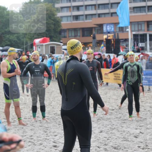 04.08.2024 - OstseeMan H.Heesch http://msf.ph/oto/6710707 04.08.2024 06:50:12 Bevor dem Schwimmen  meine-sportfotos.de