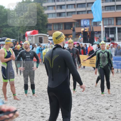 04.08.2024 - OstseeMan H.Heesch http://msf.ph/oto/6710708 04.08.2024 06:50:12 Bevor dem Schwimmen  meine-sportfotos.de