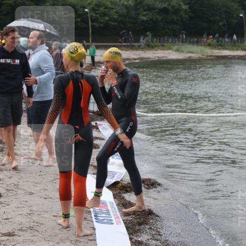 04.08.2024 - OstseeMan H.Heesch http://msf.ph/oto/6710715 04.08.2024 06:50:20 Bevor dem Schwimmen  meine-sportfotos.de